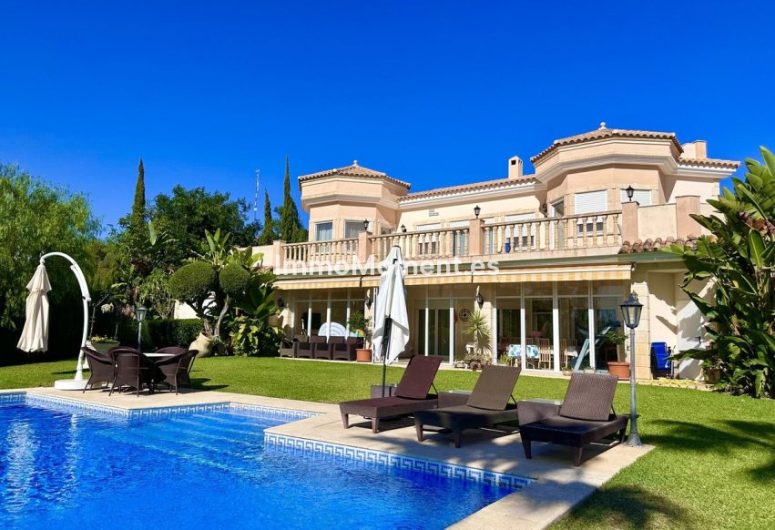 Bestaande woning - Vrijstaande villa - Marbella - El Rosario