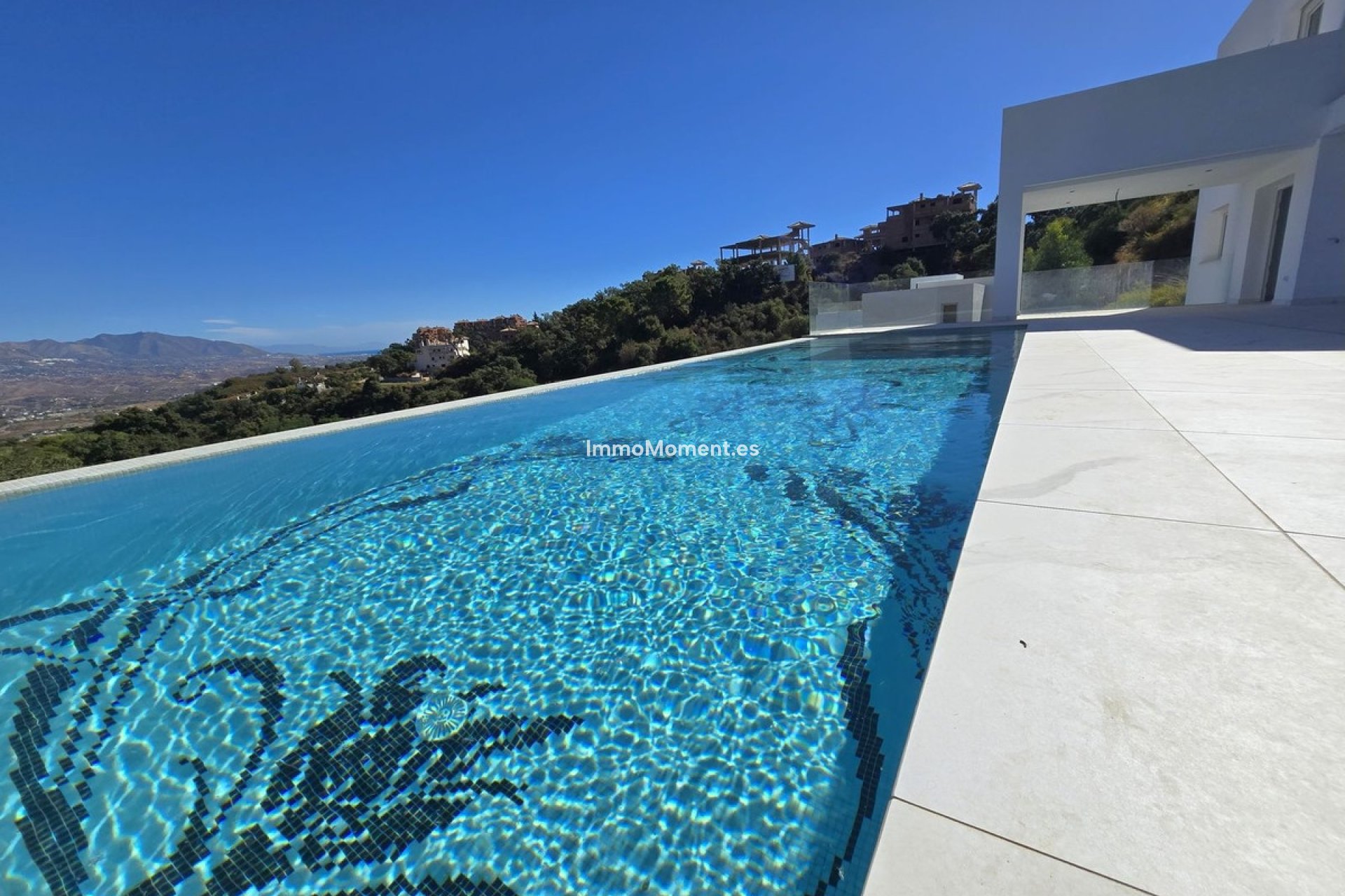 Bestaande woning - Vrijstaande villa - Marbella - La Mairena