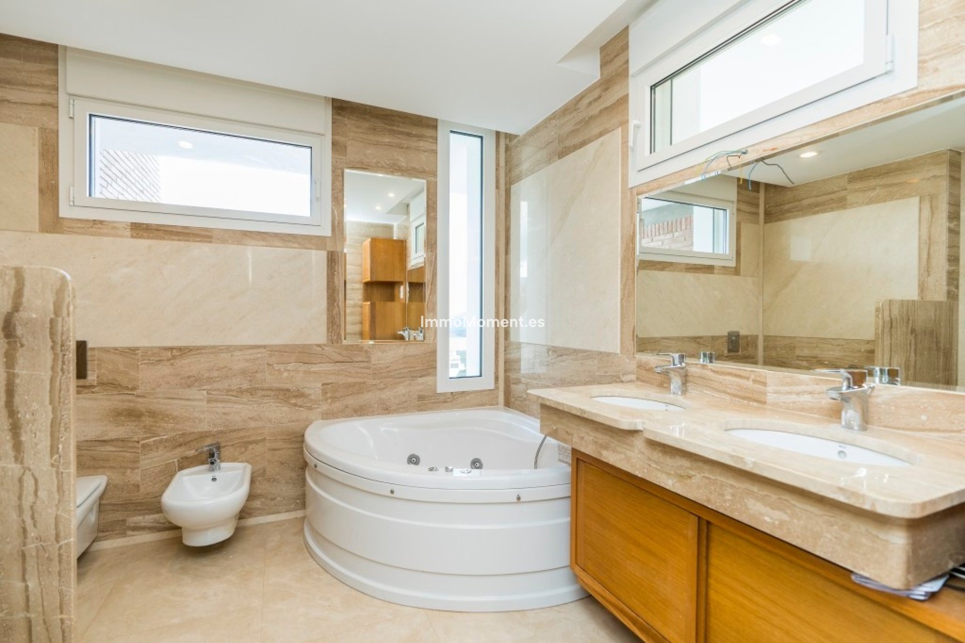 Bestaande woning - Vrijstaande villa - Marbella - La Mairena