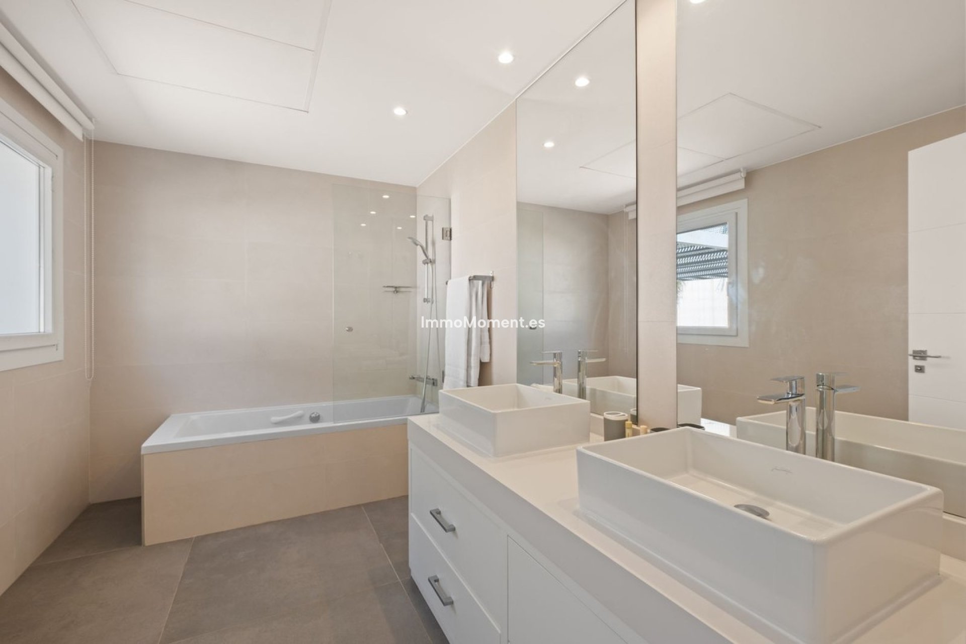 Bestaande woning - Vrijstaande villa - Marbella - La Mairena