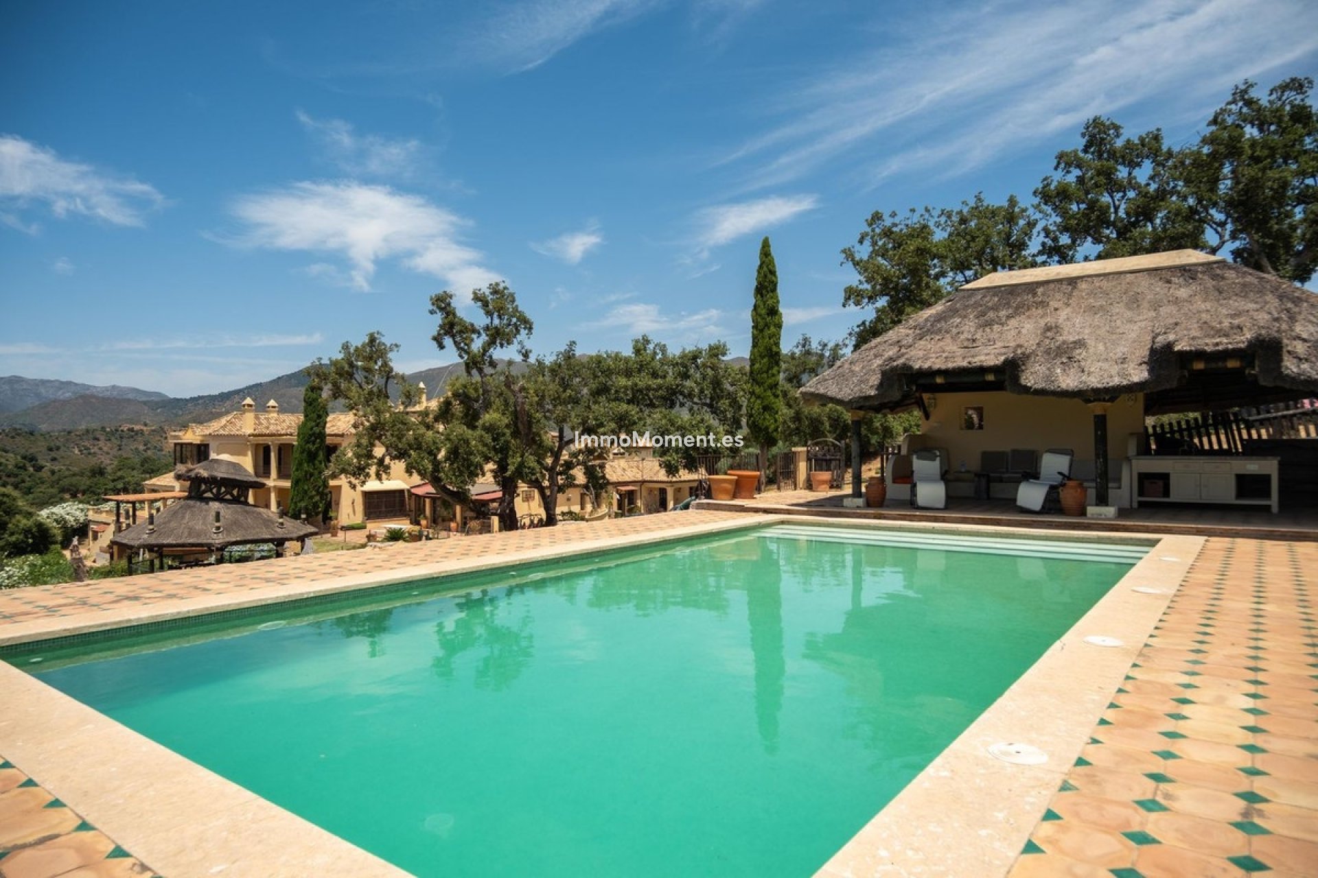 Bestaande woning - Vrijstaande villa - Marbella - La Mairena