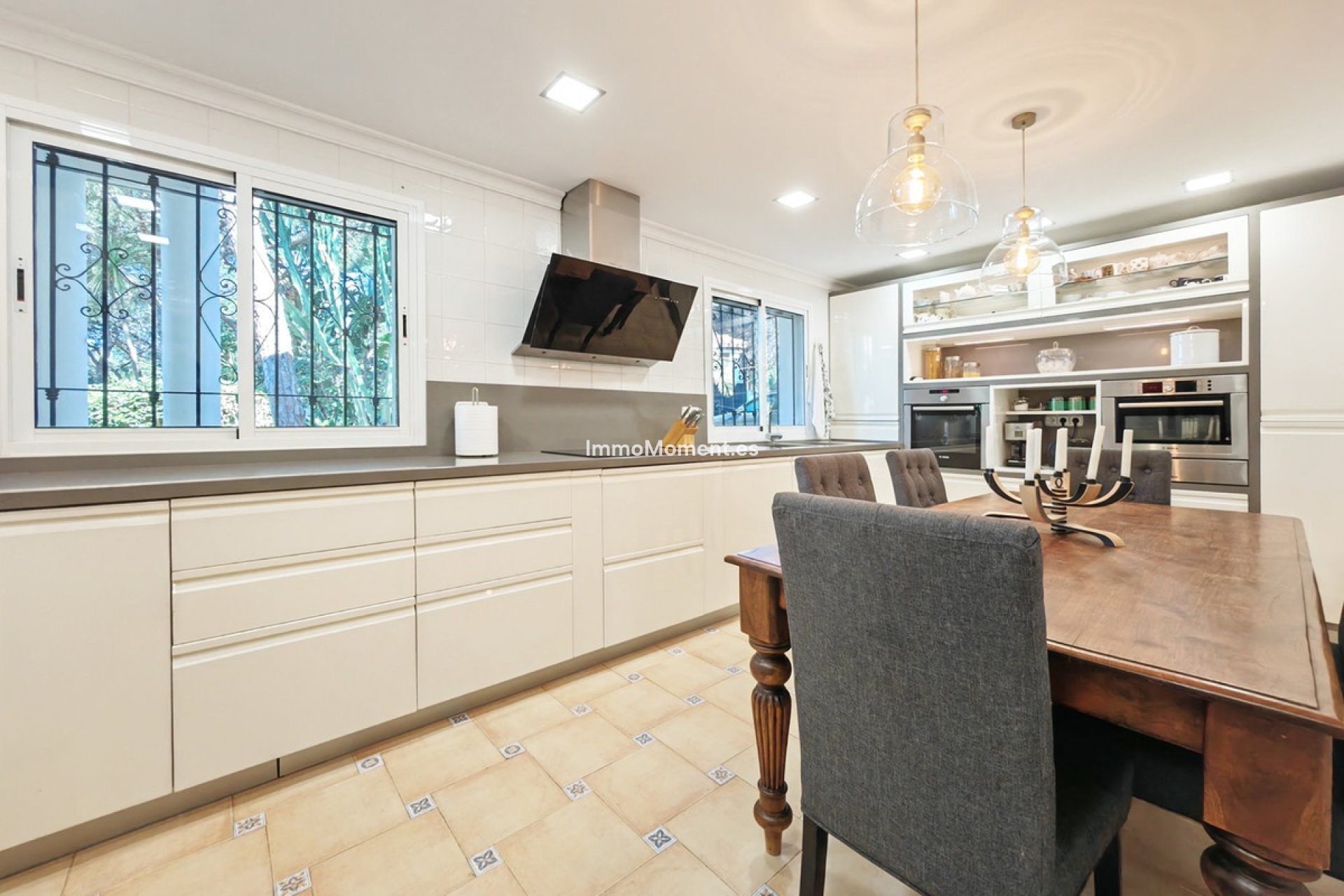Bestaande woning - Vrijstaande villa - Marbella - Marbesa