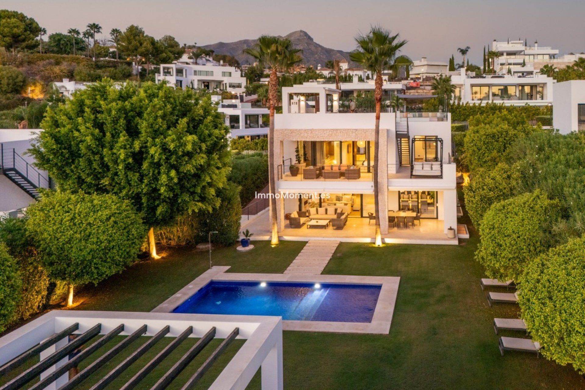 Bestaande woning - Vrijstaande villa - Marbella - Nueva Andalucía