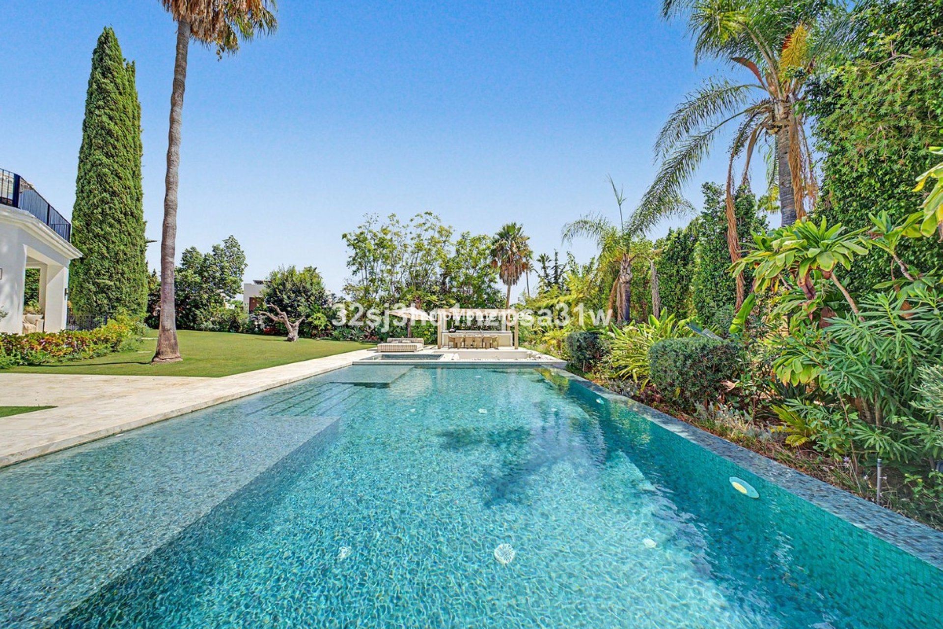 Bestaande woning - Vrijstaande villa - Marbella - Nueva Andalucía