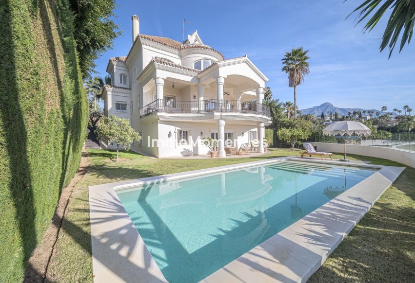 Bestaande woning - Vrijstaande villa - Marbella - Nueva Andalucía