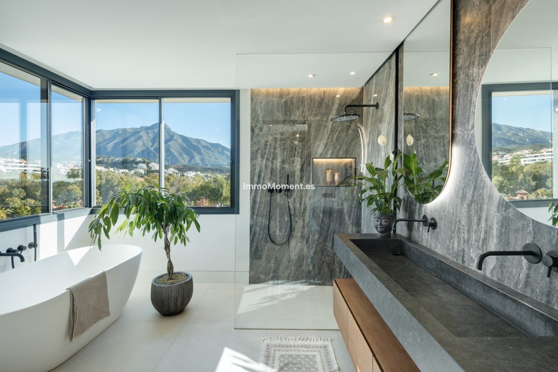 Bestaande woning - Vrijstaande villa - Marbella - Nueva Andalucía