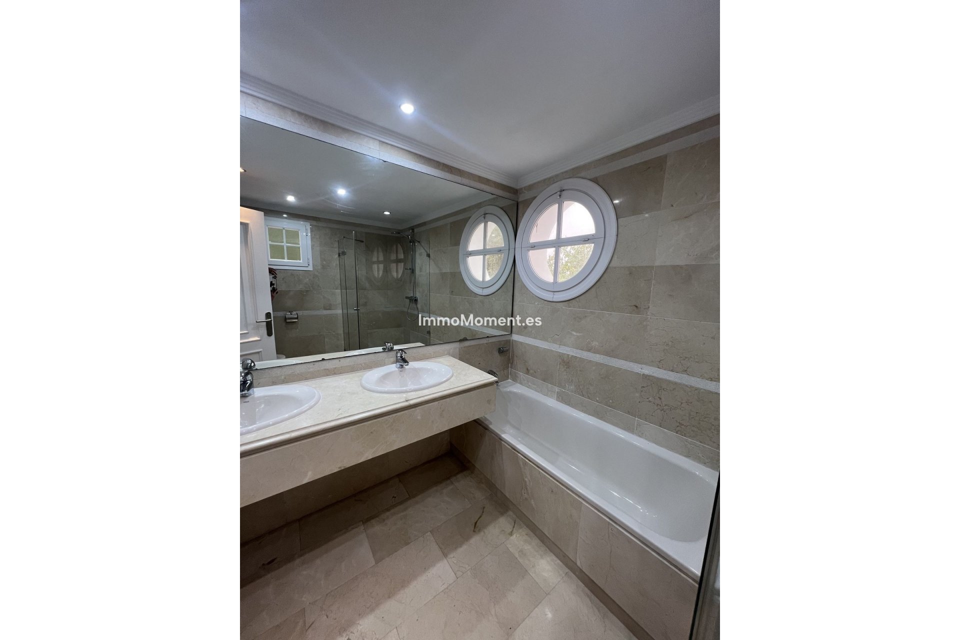 Bestaande woning - Vrijstaande villa - Marbella - Nueva Andalucía