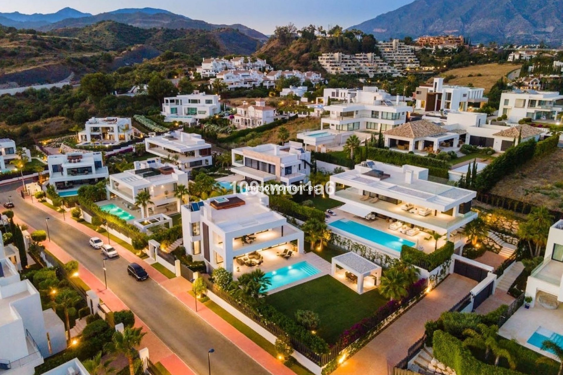 Bestaande woning - Vrijstaande villa - Marbella - Nueva Andalucía