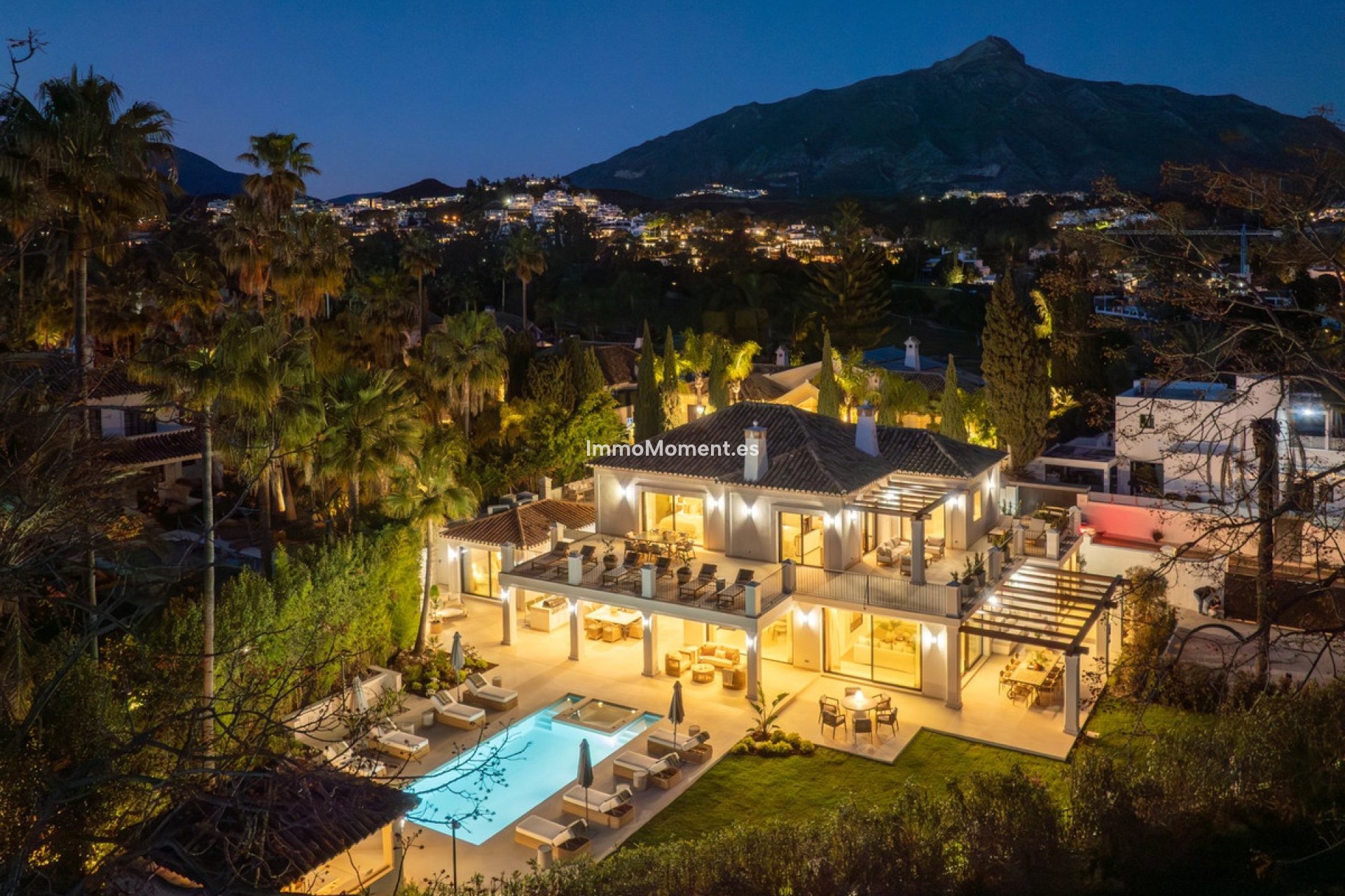 Bestaande woning - Vrijstaande villa - Marbella - Nueva Andalucía