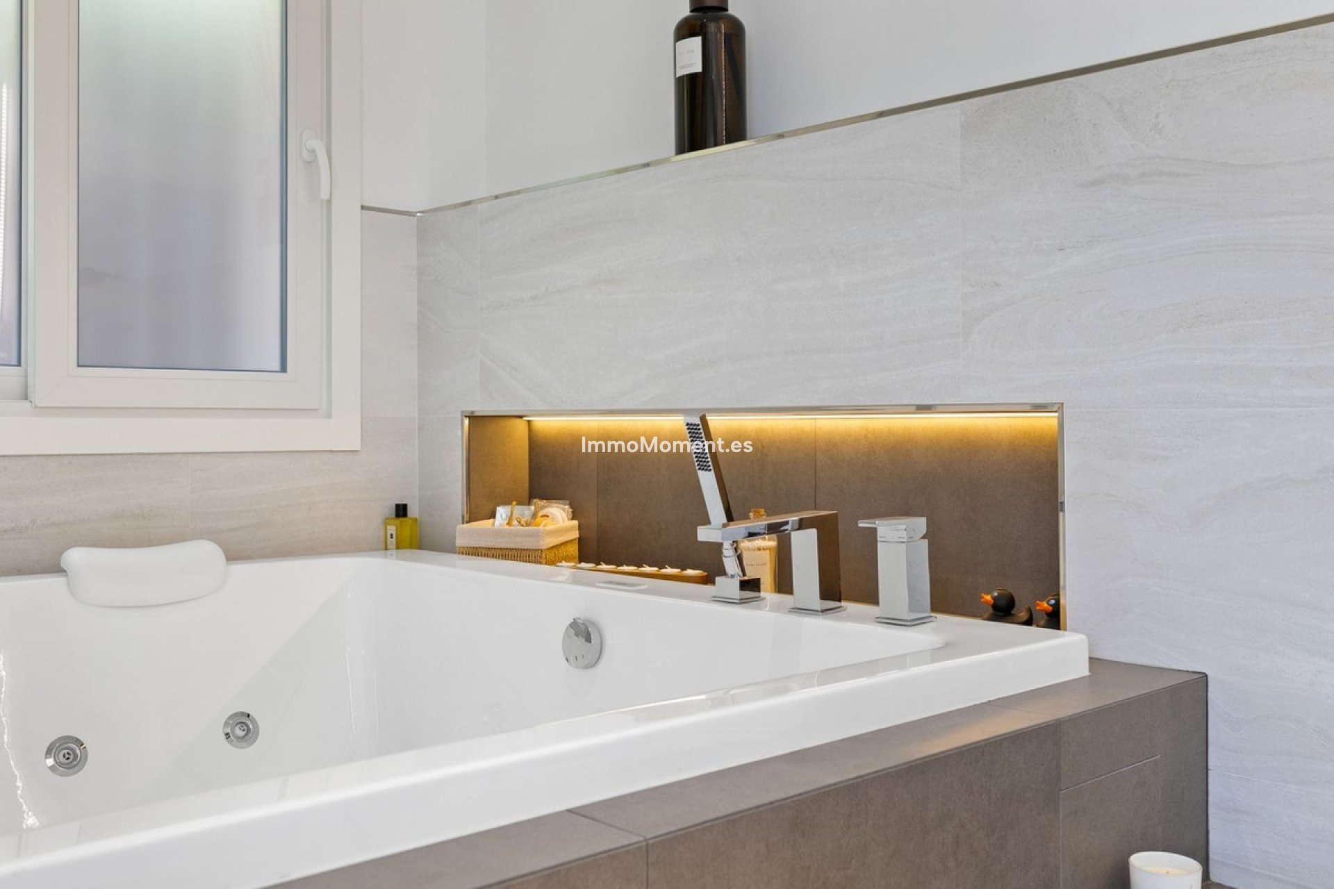 Bestaande woning - Vrijstaande villa - Marbella - Nueva Andalucía