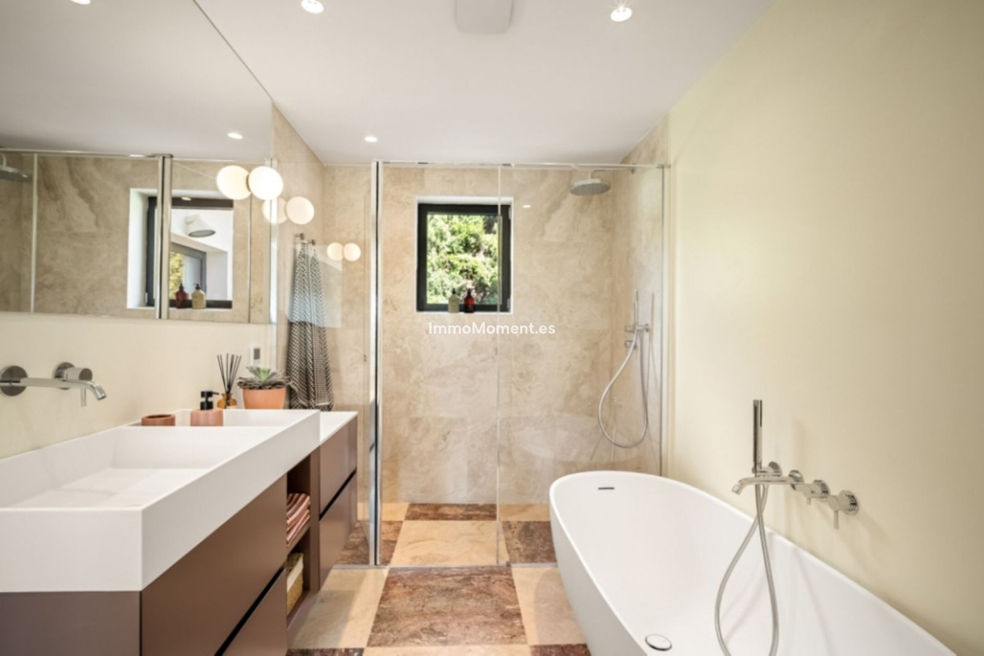 Bestaande woning - Vrijstaande villa - Marbella - Nueva Andalucía