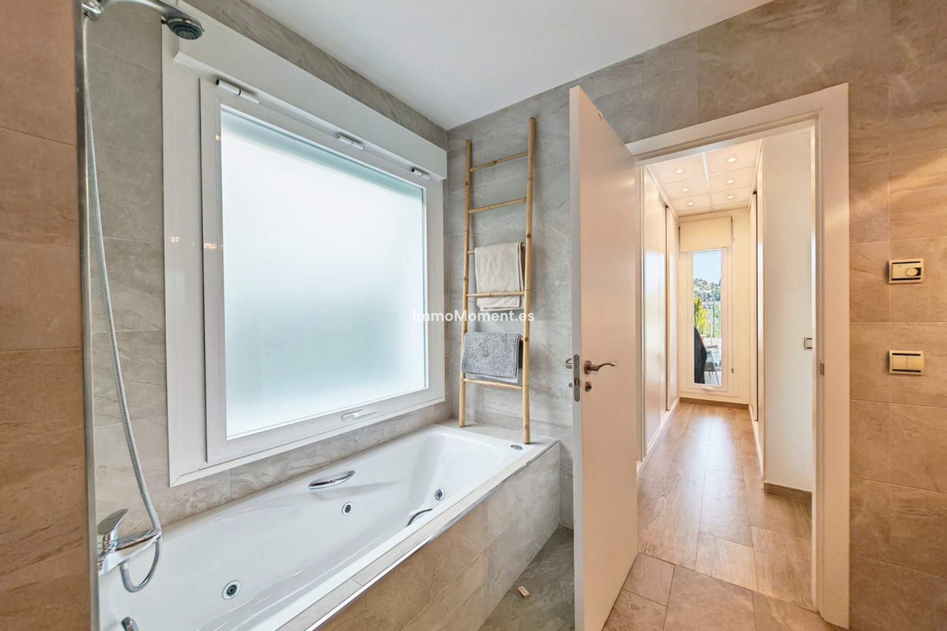 Bestaande woning - Vrijstaande villa - Mijas Costa - Riviera Del Sol