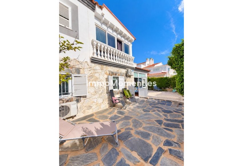 Bestaande woning - Vrijstaande villa - Orihuela Costa - La Florida