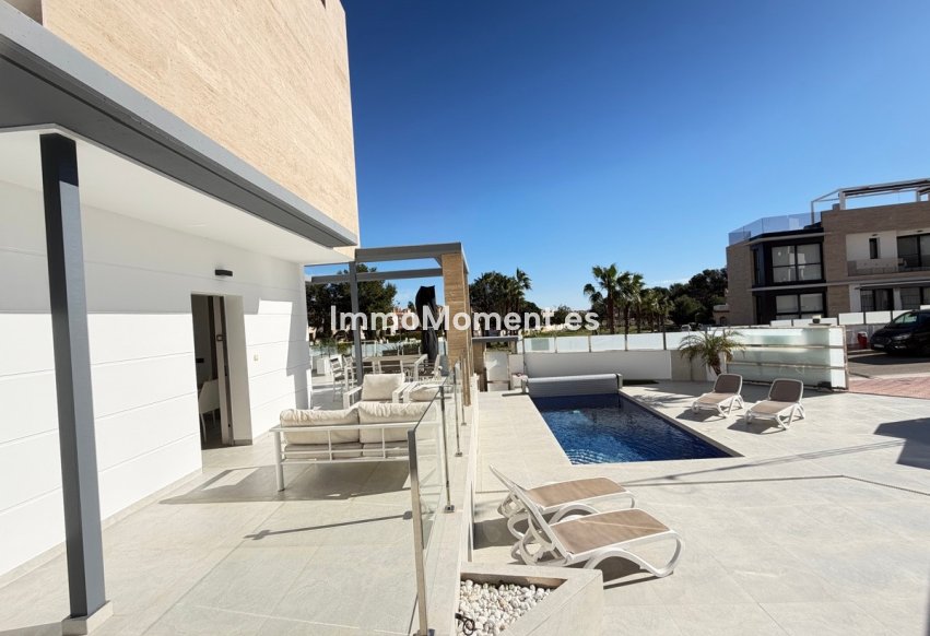 Bestaande woning - Vrijstaande villa - Orihuela Costa - Villamartín