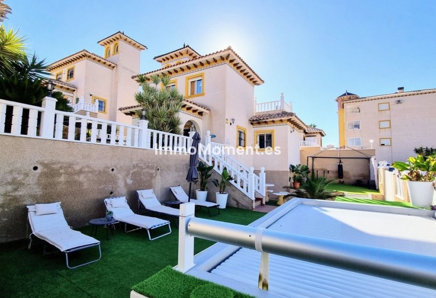 Bestaande woning - Vrijstaande villa - Orihuela Costa - Villamartín