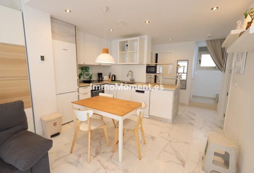 Bestaande woning - Vrijstaande villa - Orihuela Costa