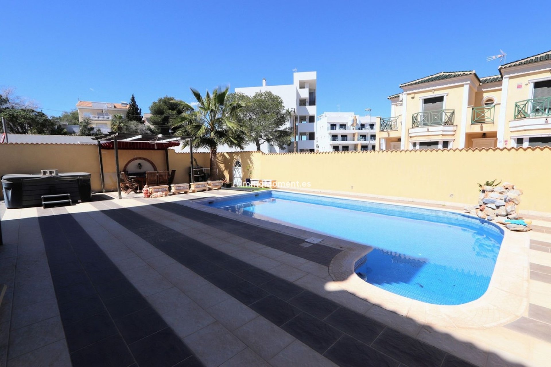 Bestaande woning - Vrijstaande villa - Orihuela - Villamartin