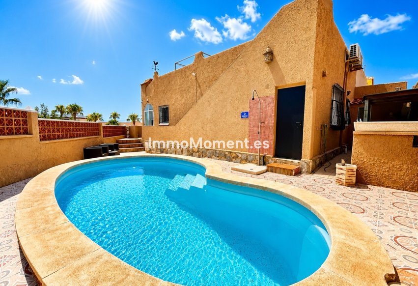 Bestaande woning - Vrijstaande villa - Orihuela - Villamartín