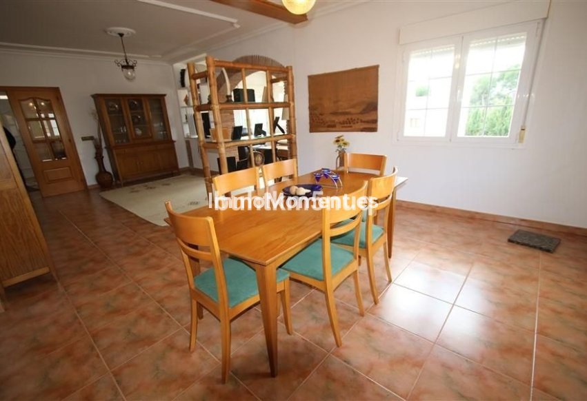 Bestaande woning - Vrijstaande villa - Pinoso - Los Pinos