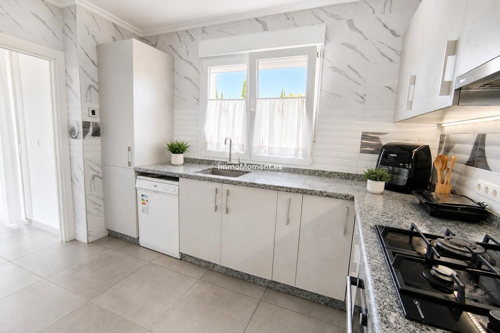 Bestaande woning - Vrijstaande villa - Pinoso - Pinoso Centro