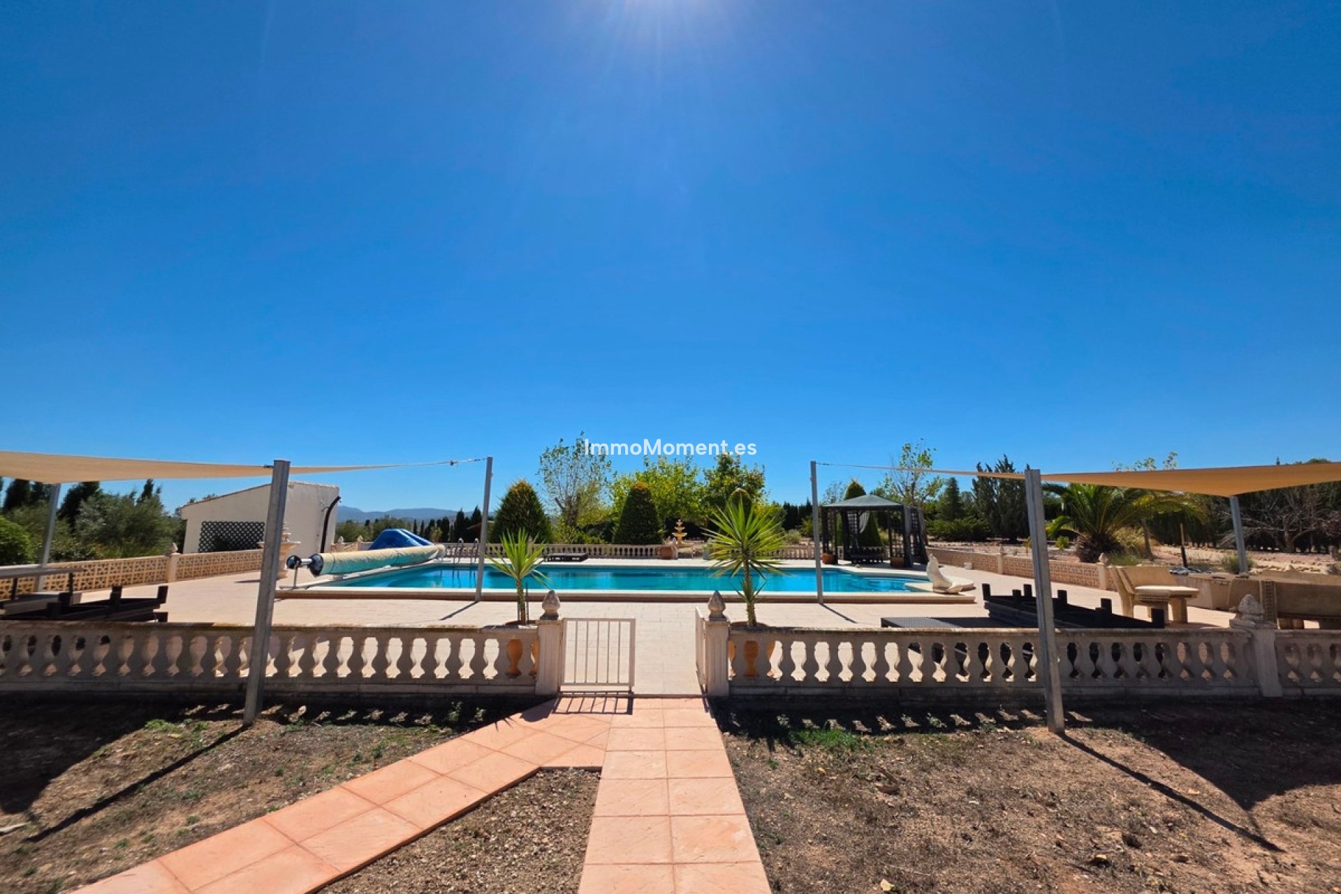 Bestaande woning - Vrijstaande villa - Pinoso - Pinoso Centro