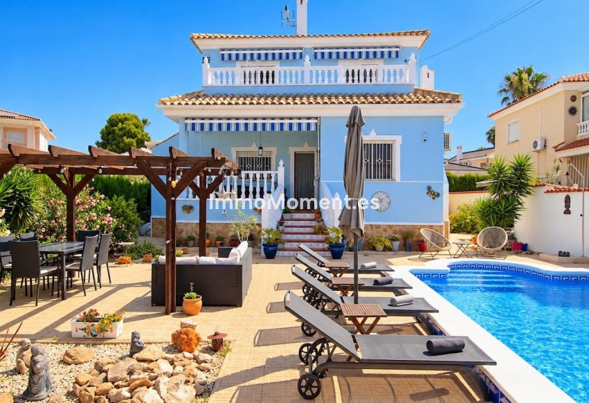 Bestaande woning - Vrijstaande villa - Rojales - Ciudad Quesada