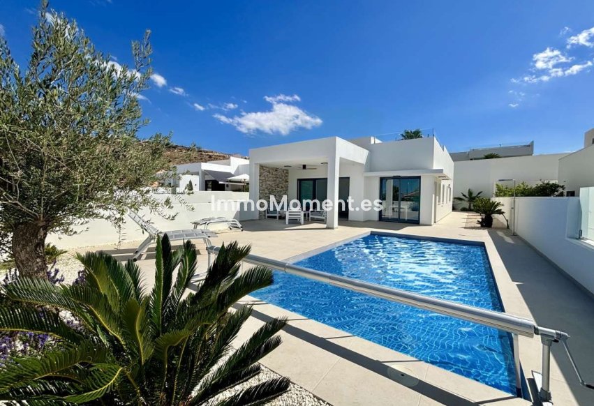 Bestaande woning - Vrijstaande villa - Rojales - Ciudad Quesada