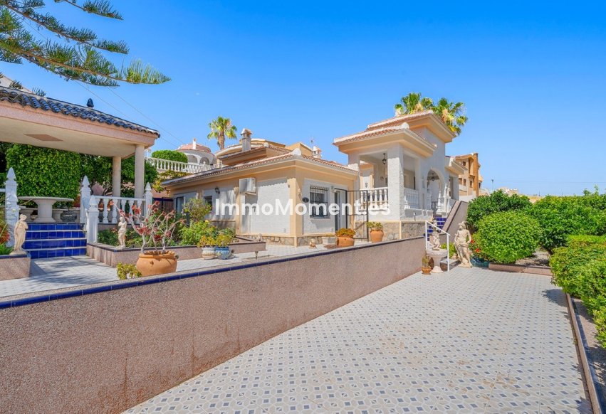 Bestaande woning - Vrijstaande villa - Rojales - Ciudad Quesada