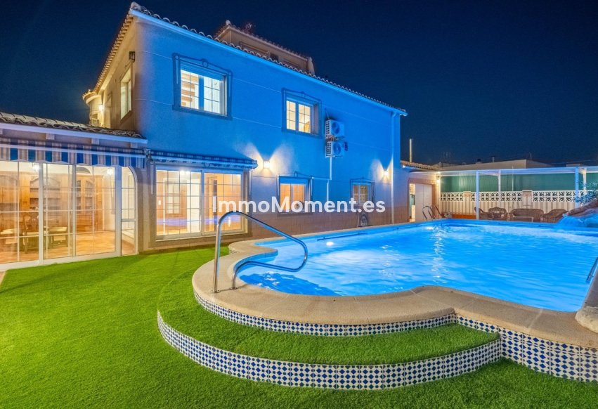Bestaande woning - Vrijstaande villa - Torrevieja - El Chaparral
