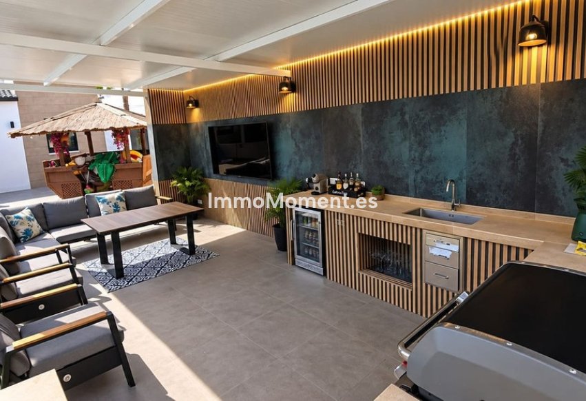 Bestaande woning - Vrijstaande villa - Torrevieja - Torrevieja Centro