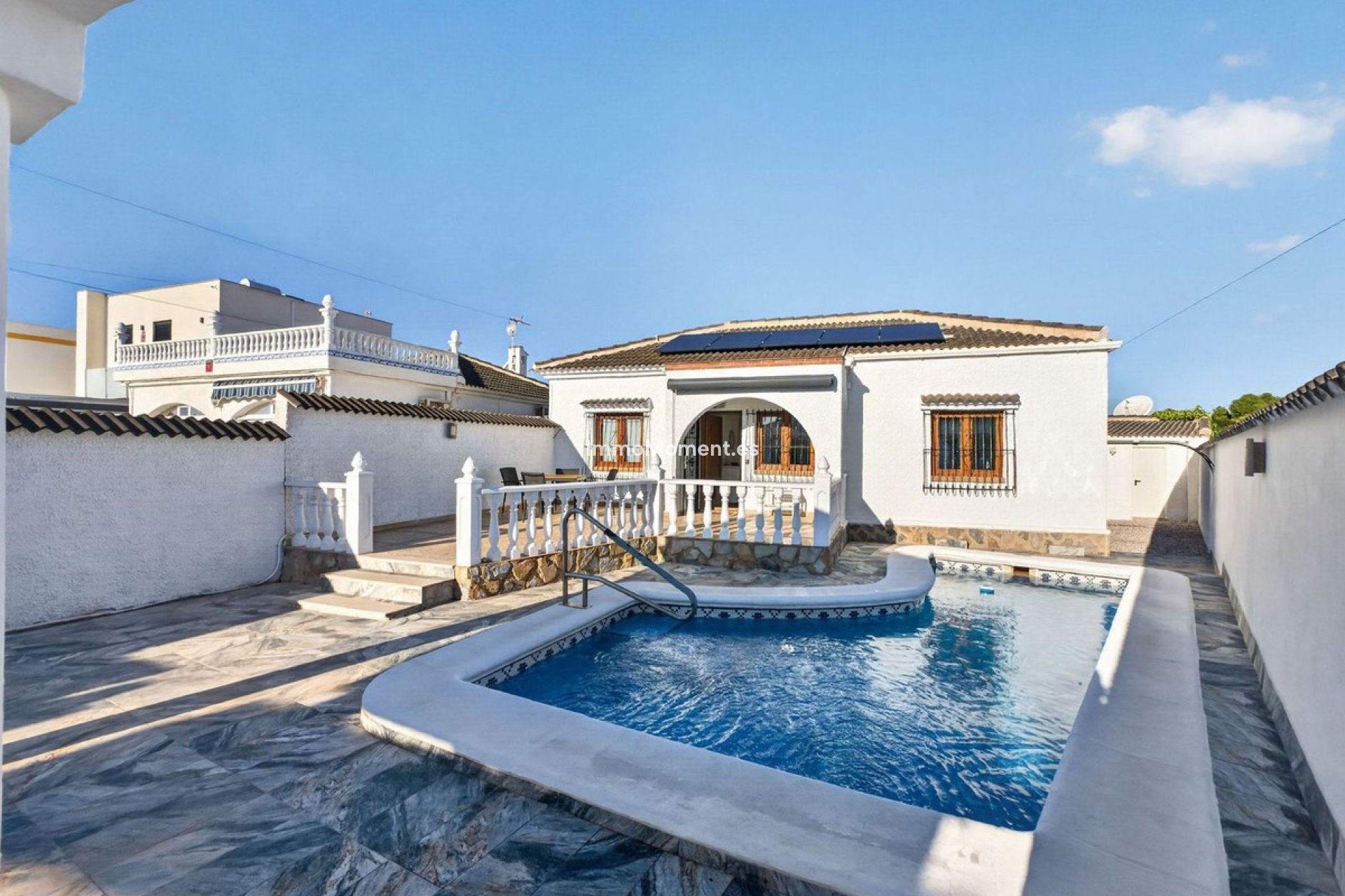 Bestaande woning - Vrijstaande villa - Torrevieja - Torrevieja Centro