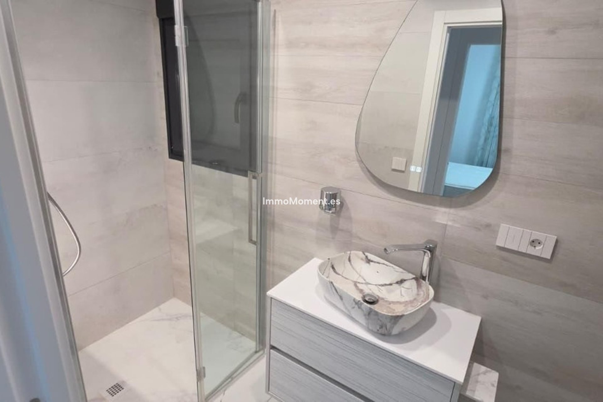 Bestaande woning - Vrijstaande villa - Torrevieja - Torrevieja Centro