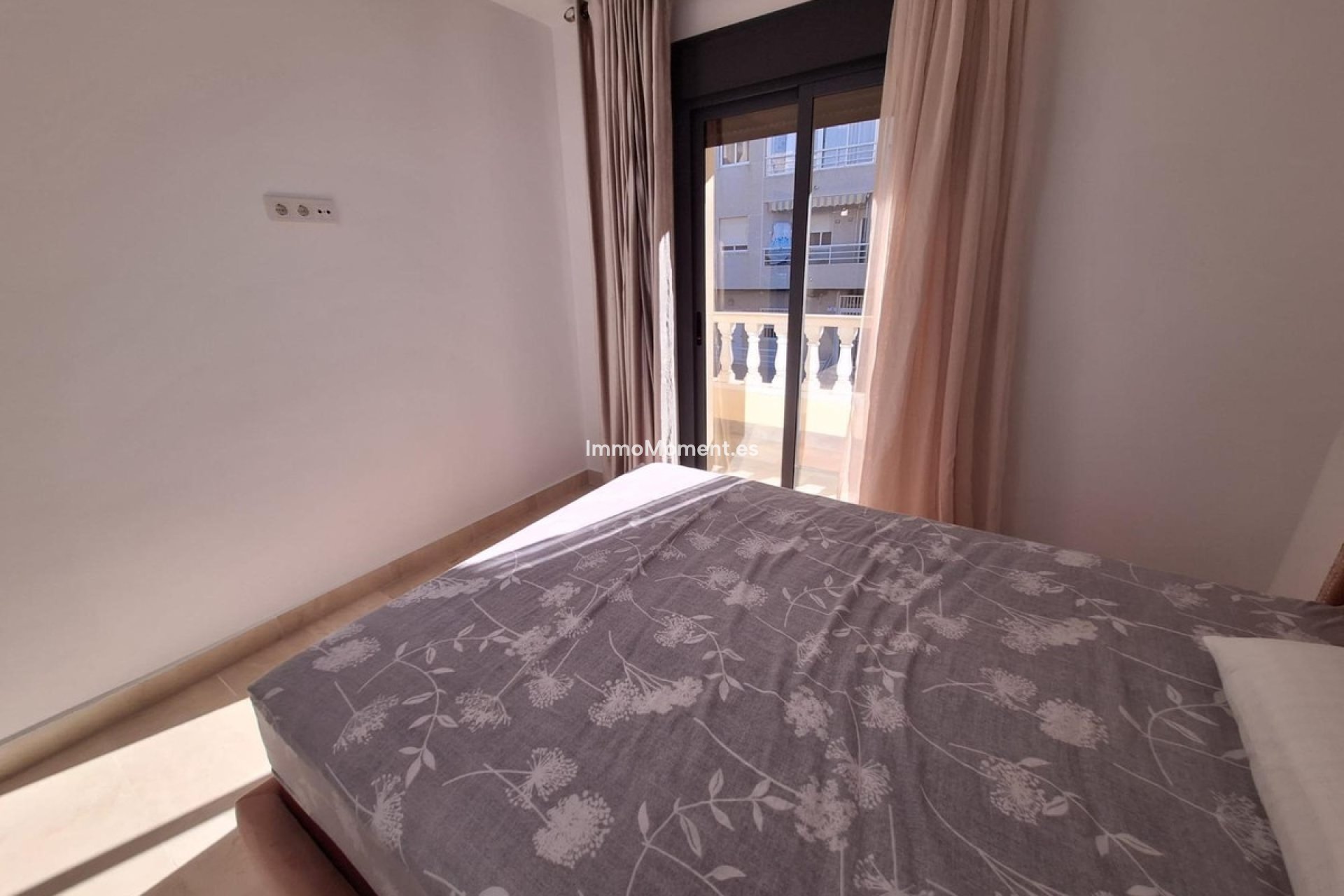 Bestaande woning - Vrijstaande villa - Torrevieja - Torrevieja Centro