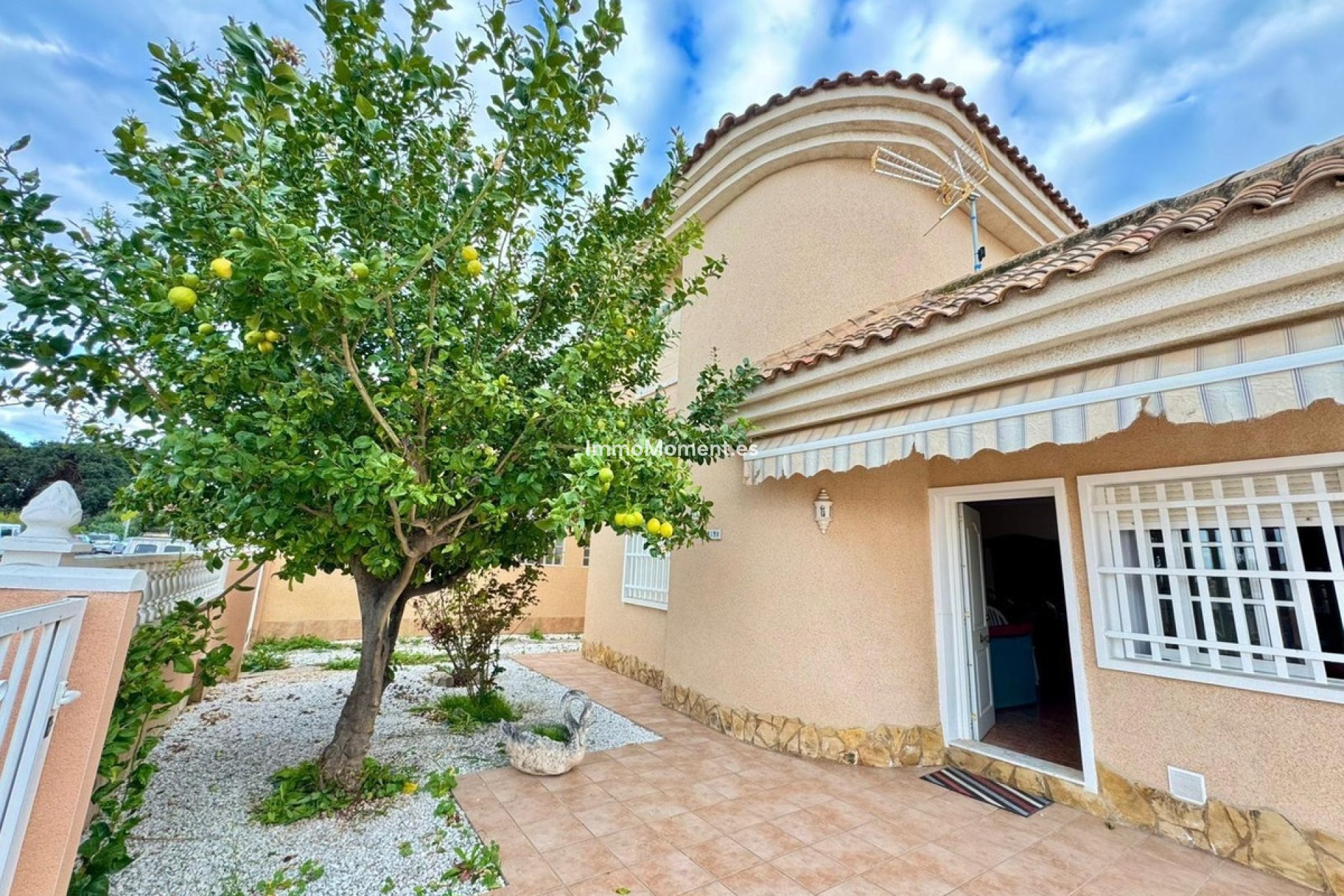 Bestaande woning - Vrijstaande villa - Torrevieja - Torrevieja Centro