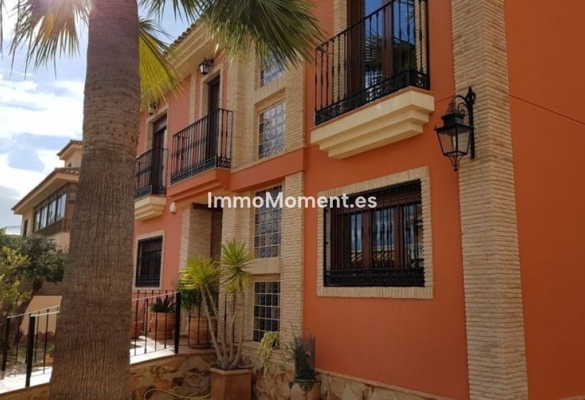 Bestaande woning - Vrijstaande villa - Torrevieja - Torrevieja Centro