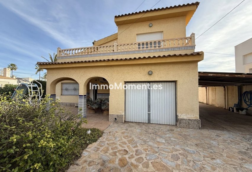 Bestaande woning - Vrijstaande villa - Torrevieja - Torrevieja Centro