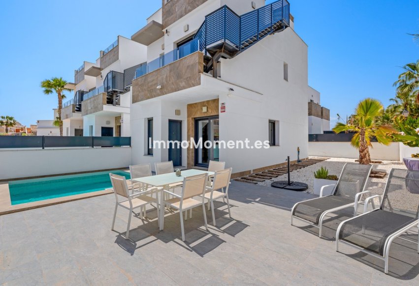 Bestaande woning - Vrijstaande villa - Torrevieja - Torrevieja Centro