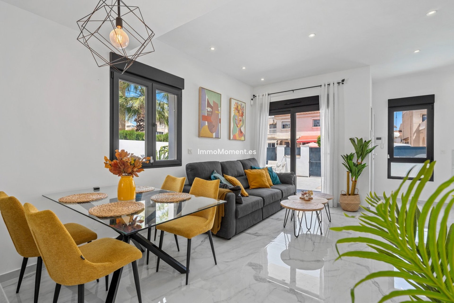 Bestaande woning - Vrijstaande villa - Torrevieja - Torrevieja Centro