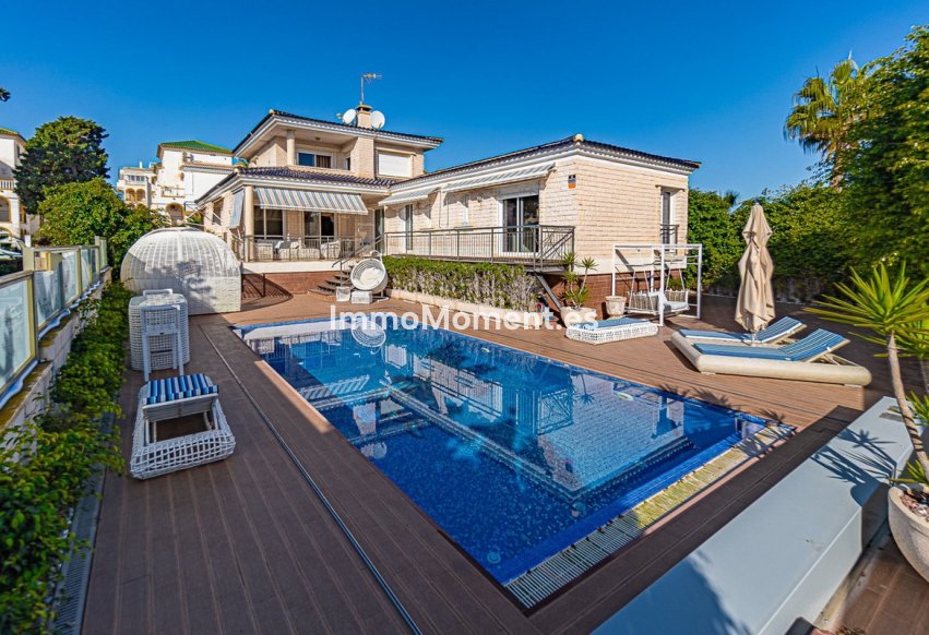 Bestaande woning - Vrijstaande villa - Torrevieja - Torrevieja Centro