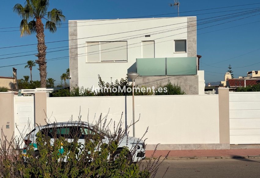 Bestaande woning - Vrijstaande villa - Torrevieja - Torrevieja Centro