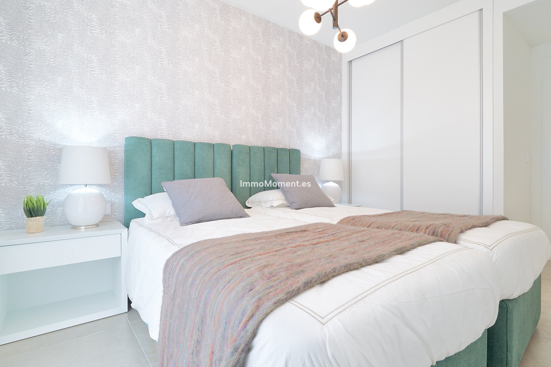 Construction neuve - Low-bungalow - Estepona  - Estepona