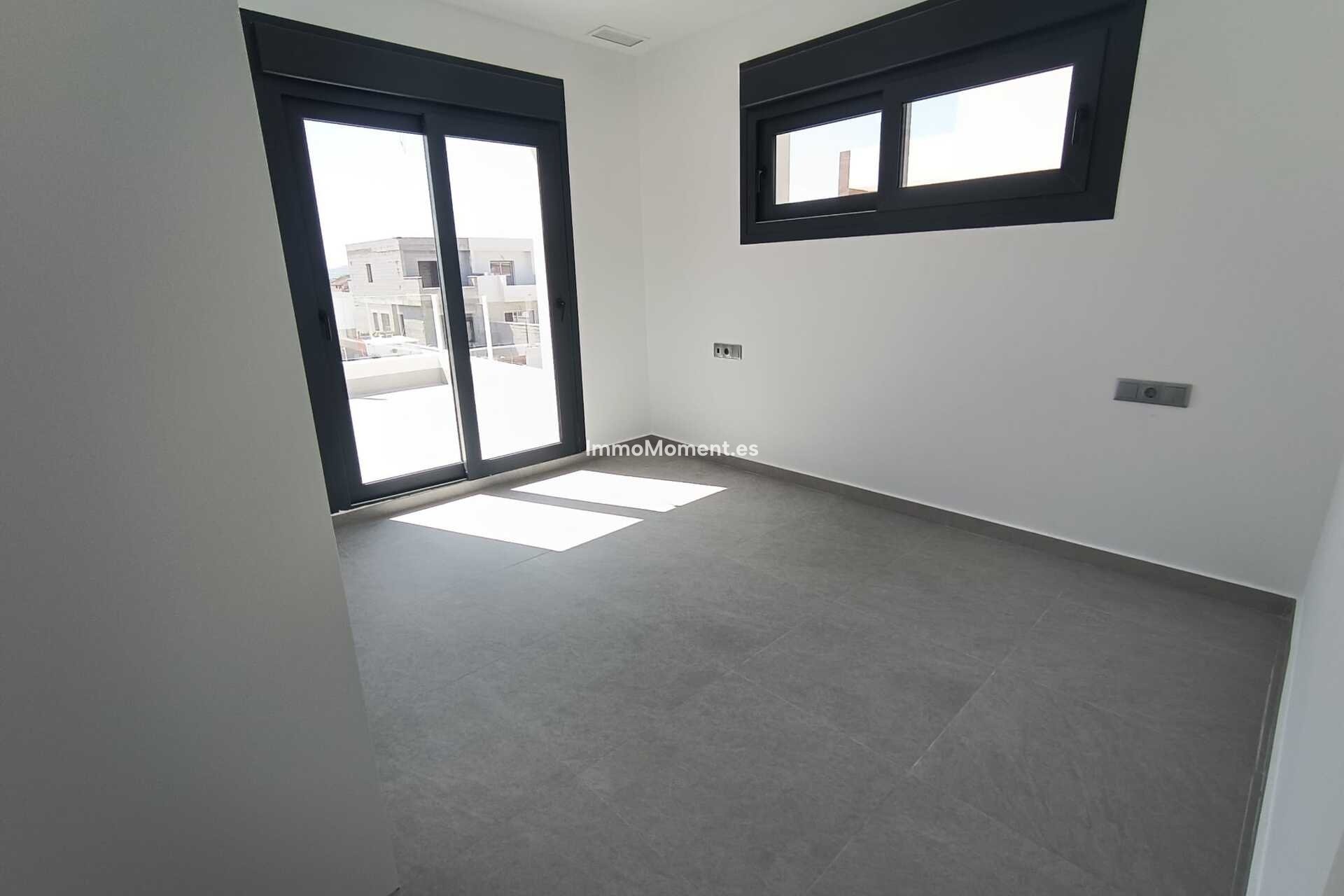 Construction neuve - Villa individuelle - Daya Nueva
