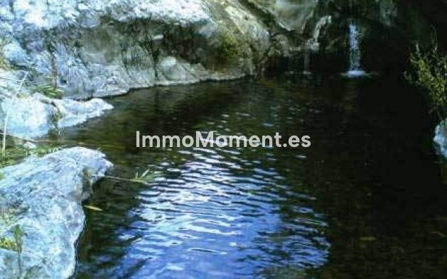 Country house - Resale - Estepona - Estepona Centro