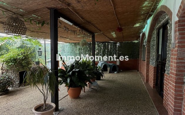 Country house - Resale - Estepona - Estepona Centro