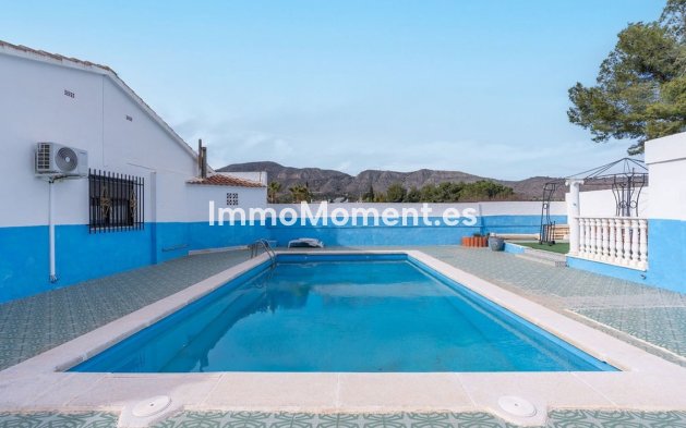 Country house - Resale - Hondón de las Nieves - Hondón de las Nieves Centro