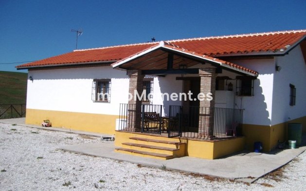 Country house - Resale - Inland  - Alora