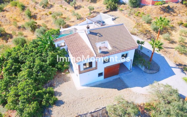 Country house - Resale - Inland  - Coín