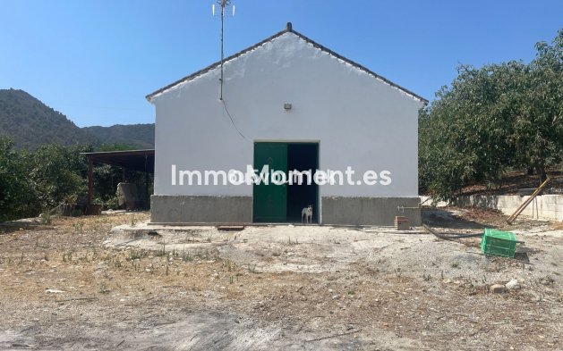 Country house - Resale - Inland  - Coín