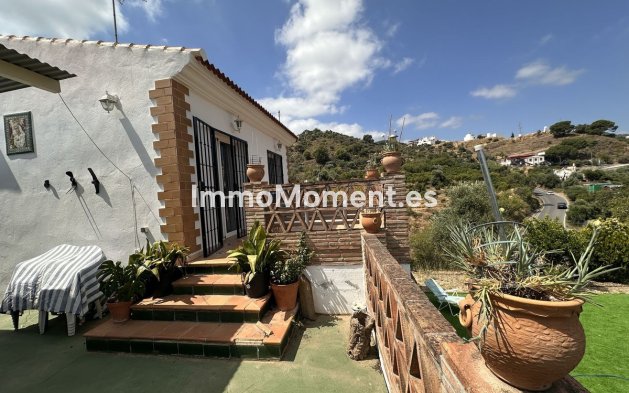 Country house - Resale - Inland  - Monda