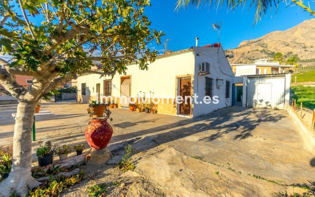 Country house - Resale - Orihuela - Orihuela Centro